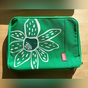 Golla Laptop Sleeve Case * 15 x 10.5 in * Green w/ Flower Design *